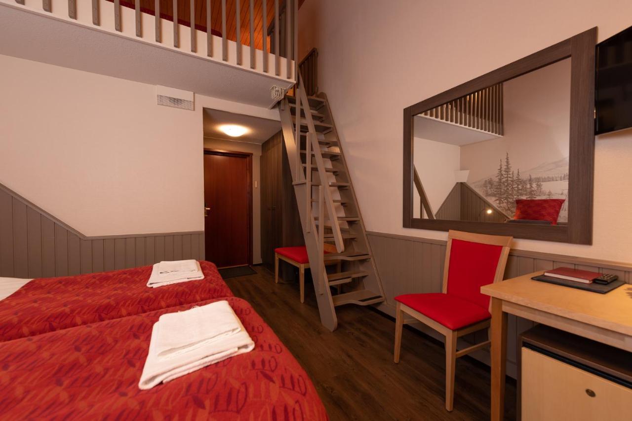 Ylläsjärvi Hotel Yllaesrinne מראה חיצוני תמונה